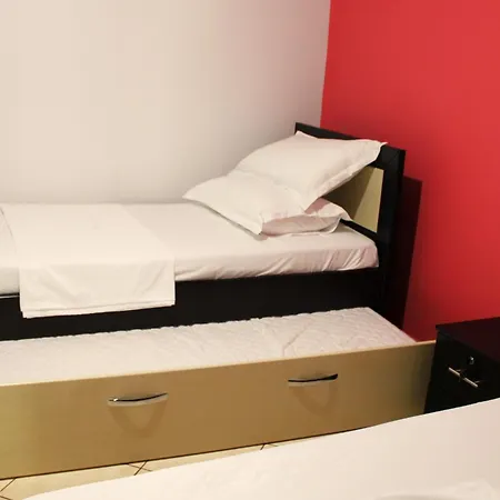 Keli Apartment *